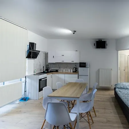 Mitry 4 Kwatera prywatna *