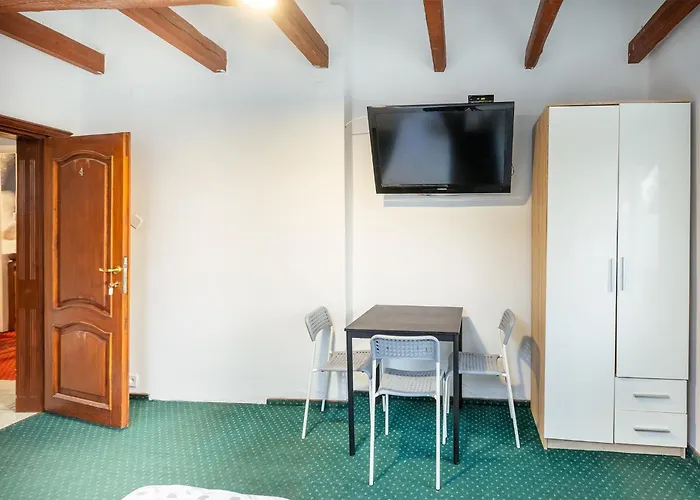 Mitry 4 * גדינייה